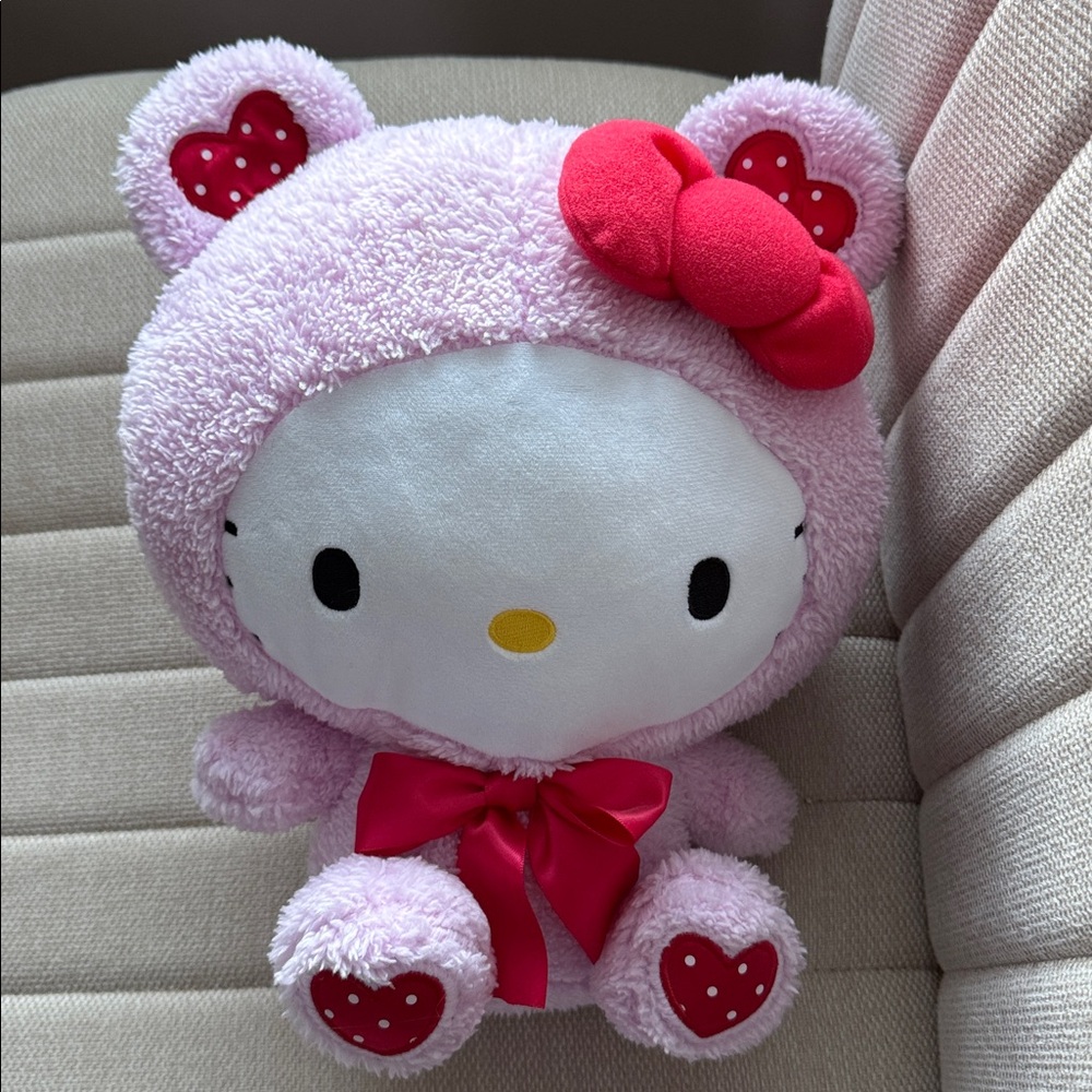 Hello Kitty Valentine Plush